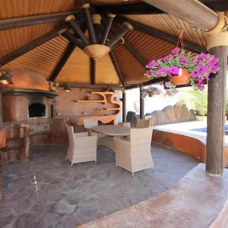 Semesterbostad Anais Luxury By Interhome *