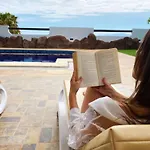 Anais Luxury By Interhome Nyaraló *